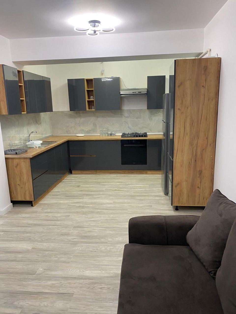 Apartament Satina Крайова Екстериор снимка